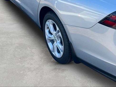 Used 2025 Honda Accord LX image 10