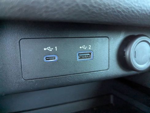 Used 2023 Nissan Rogue SV image 21