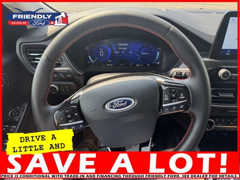 Used 2022 Ford Escape SEL w/ SEL Stealth AWD Package image 15