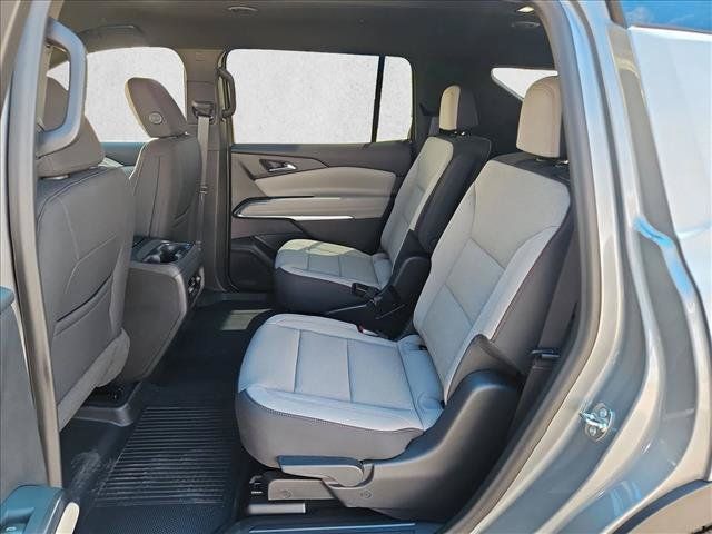 New 2027 Chevrolet Traverse LT w/ Driver Confidence Package FWD image 16