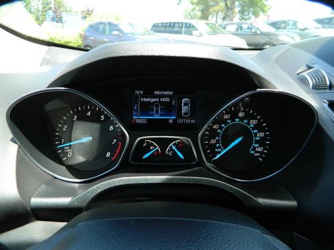Used 2013 Ford Escape Titanium w/ Parking Technology Pkg AWD/4WD image 18