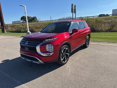 Used 2024 Mitsubishi Outlander SE image 33