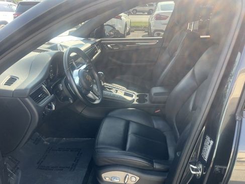 Used 2018 Porsche Macan image 15