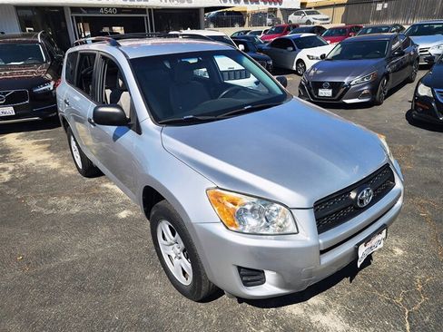 Used 2011 Toyota RAV4 2WD w/ Base L4 Extra Value Pkg image 4