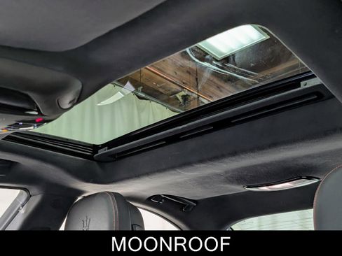 Used 2021 Maserati Ghibli RWD image 15