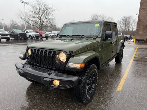 Used 2023 Jeep Gladiator Willys image 4