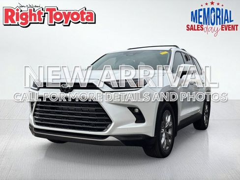 Certified 2025 Toyota Grand Highlander AWD Hybrid image 1