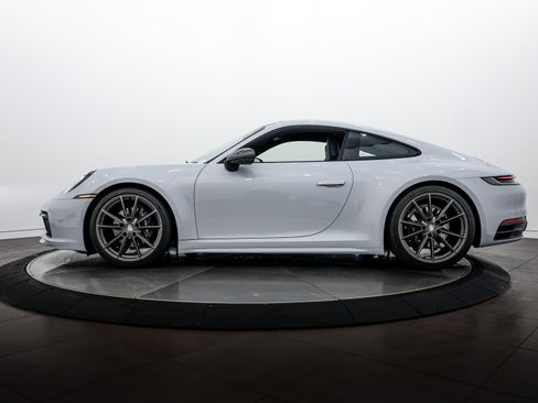 Certified 2024 Porsche 911 Carrera T RWD image 2