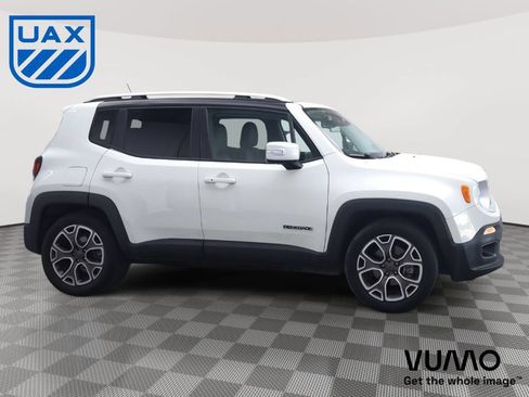 Used 2016 Jeep Renegade Limited FWD image 3