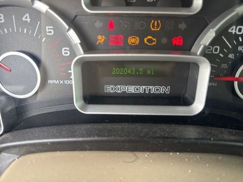 Used 2007 Ford Expedition XLT AWD/4WD image 3