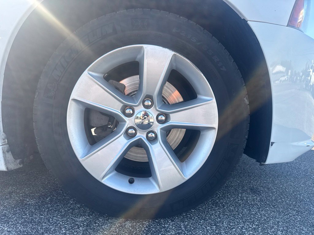 Used 2014 Dodge Charger SXT RWD image 9