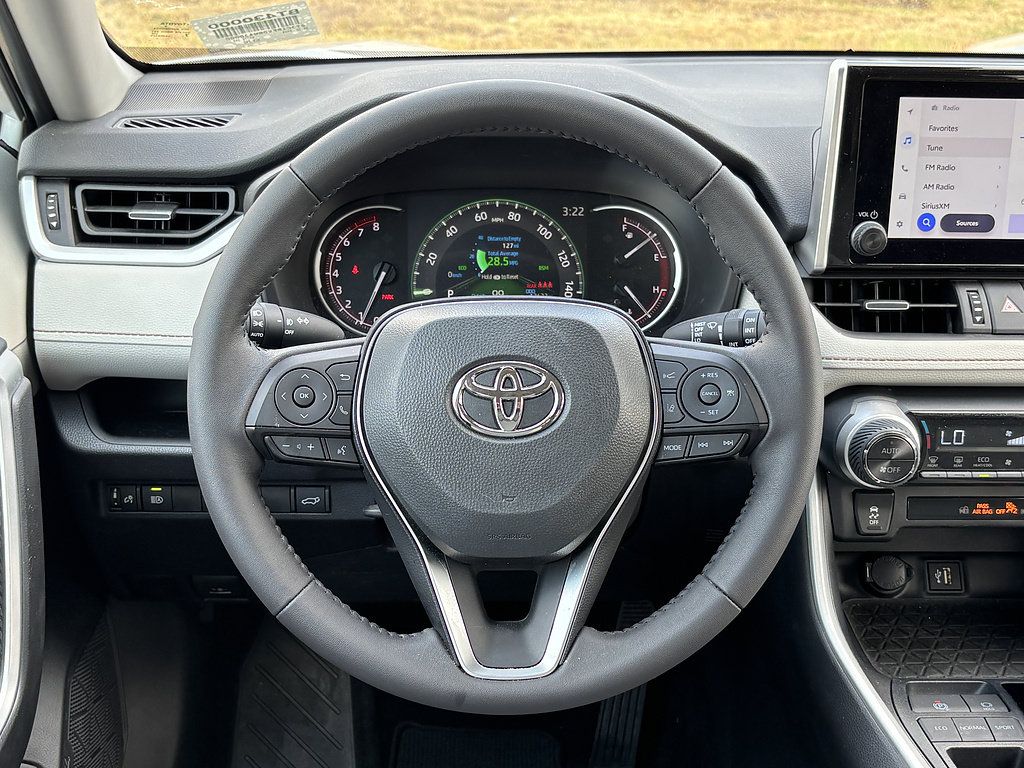 Used 2025 Toyota RAV4 XLE Premium FWD image 18