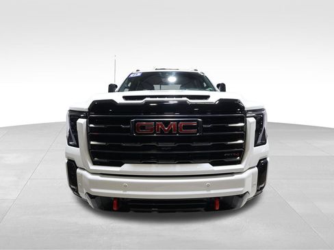 Used 2025 GMC Sierra 2500 AT4 w/ AT4 Premium Plus Package AWD/4WD image 6