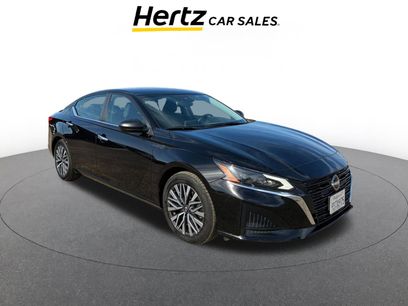 Used 2025 Nissan Altima 2.5 SV