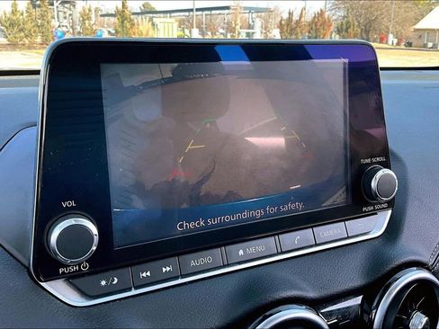 Used 2021 Nissan Sentra SV image 14