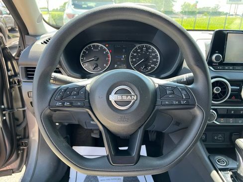 Used 2024 Nissan Sentra S FWD image 12