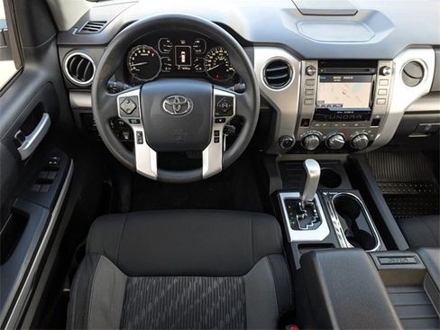 Used 2019 Toyota Tundra SR5 image 32