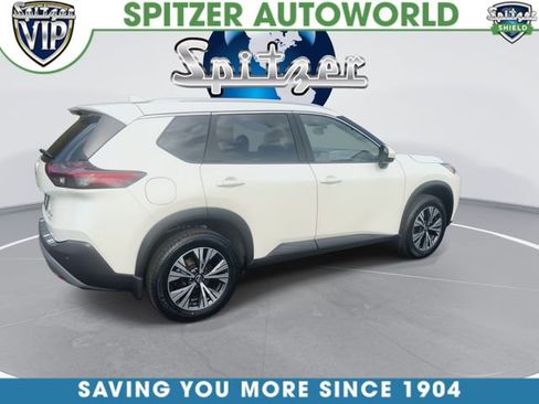 Used 2023 Nissan Rogue SV w/ SV Premium B Package image 9