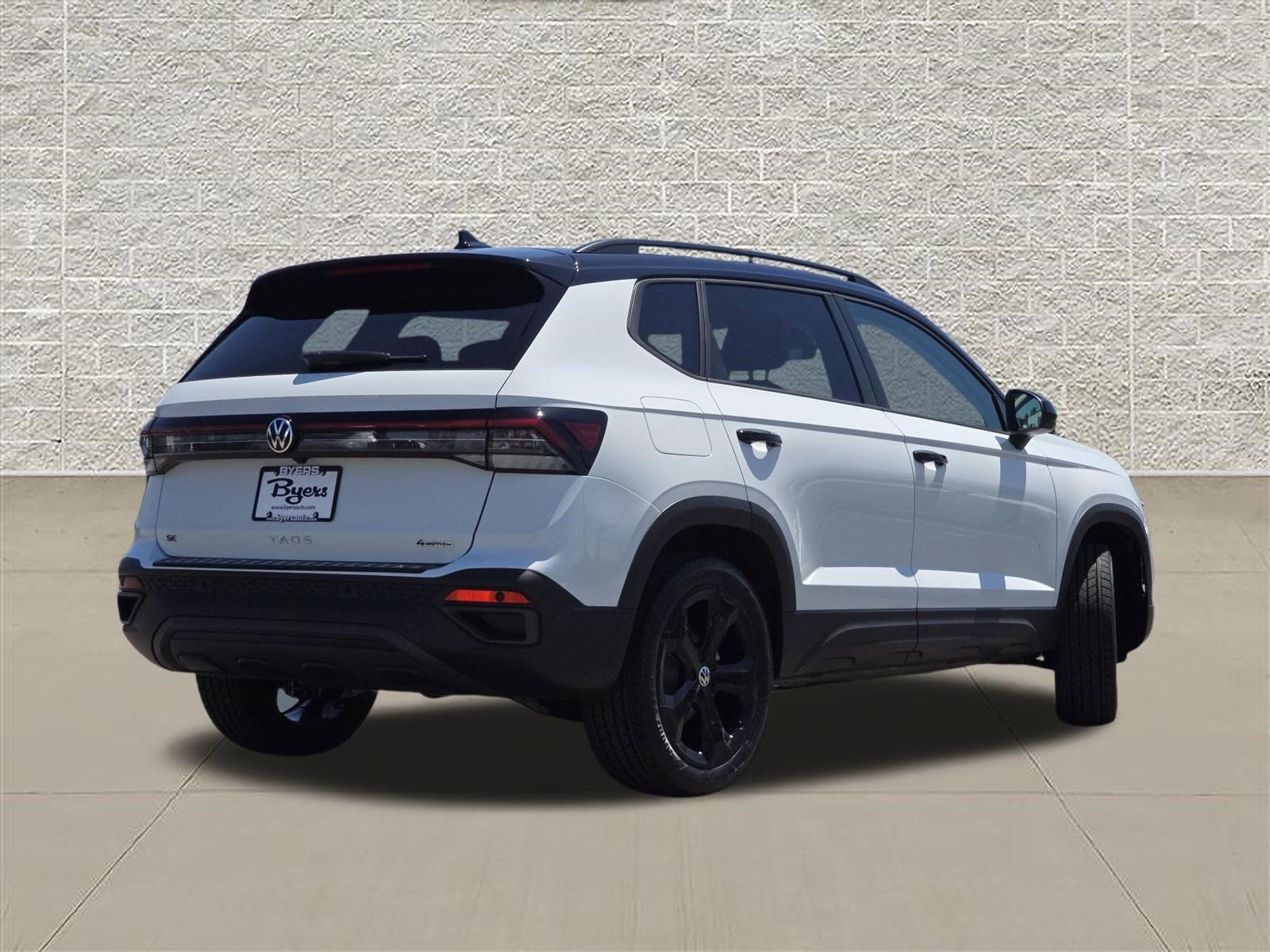New 2026 Volkswagen Taos SE AWD/4WD image 7