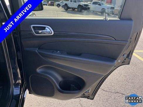 Certified 2022 Jeep Grand Cherokee Laredo X image 21