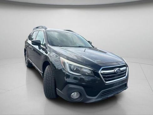 Used 2018 Subaru Outback 2.5i Limited AWD/4WD image 2