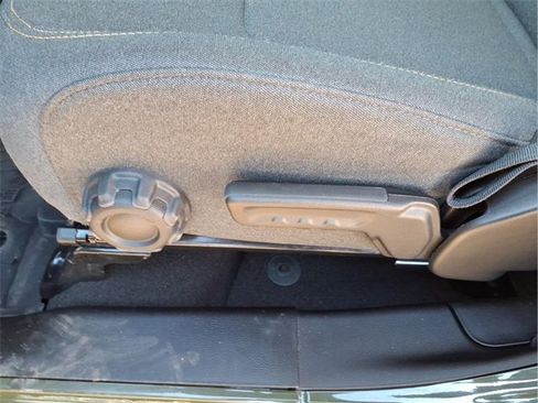 Used 2024 Jeep Wrangler Willys image 14