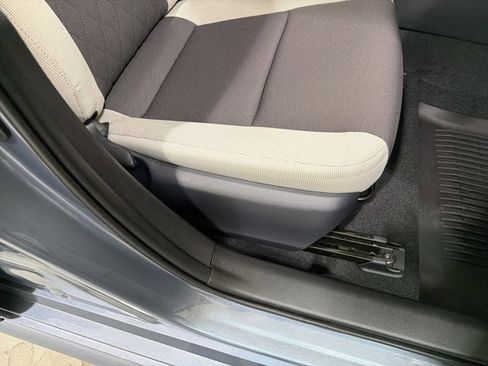 Used 2026 Toyota Corolla LE image 37