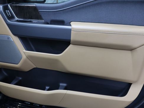 Used 2022 Ford F150 Lariat w/ Equipment Group 502A High image 12