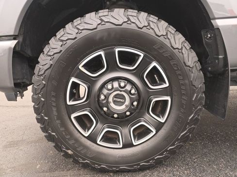 Certified 2024 Ford F250 Platinum image 10