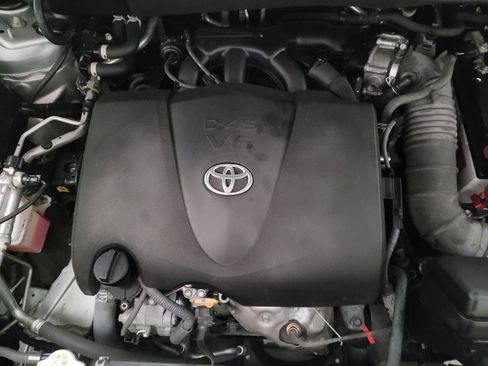 Used 2022 Toyota Highlander XLE image 30