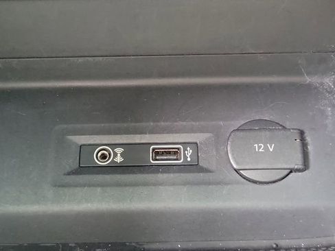 Used 2018 Volkswagen Atlas SEL FWD image 26