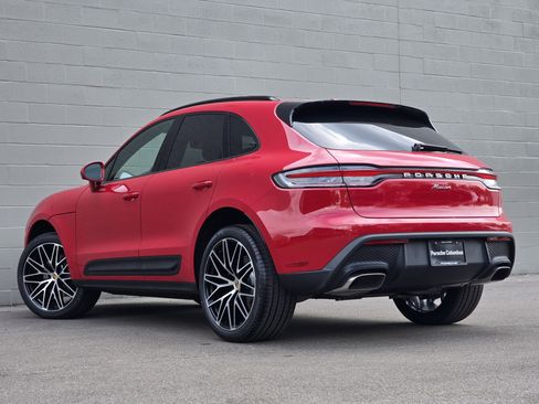 New 2025 Porsche Macan image 3