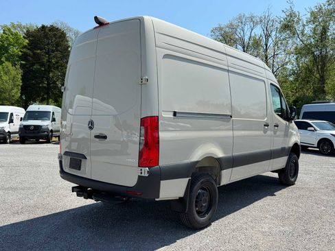 New 2025 Mercedes-Benz Sprinter 2500 image 8