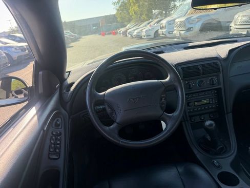 Used 2003 Ford Mustang GT RWD image 5