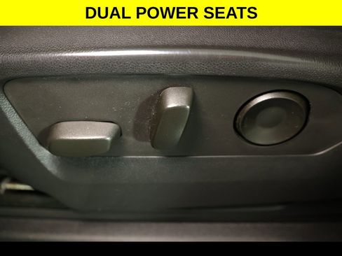 Used 2021 Chevrolet Tahoe LS image 3