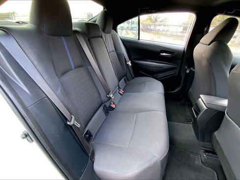 Used 2021 Toyota Corolla SE image 18