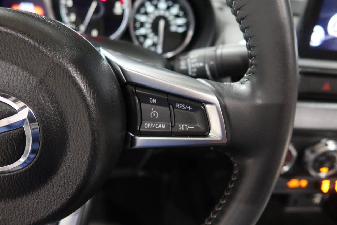 Used 2022 MAZDA MX-5 Miata RF Grand Touring RWD image 21