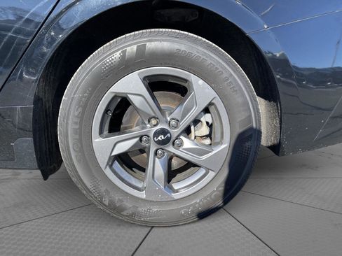 Used 2023 Kia K5 LXS image 24