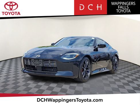 Used 2024 Nissan Z Performance w/ Floor Mat Package RWD image 1