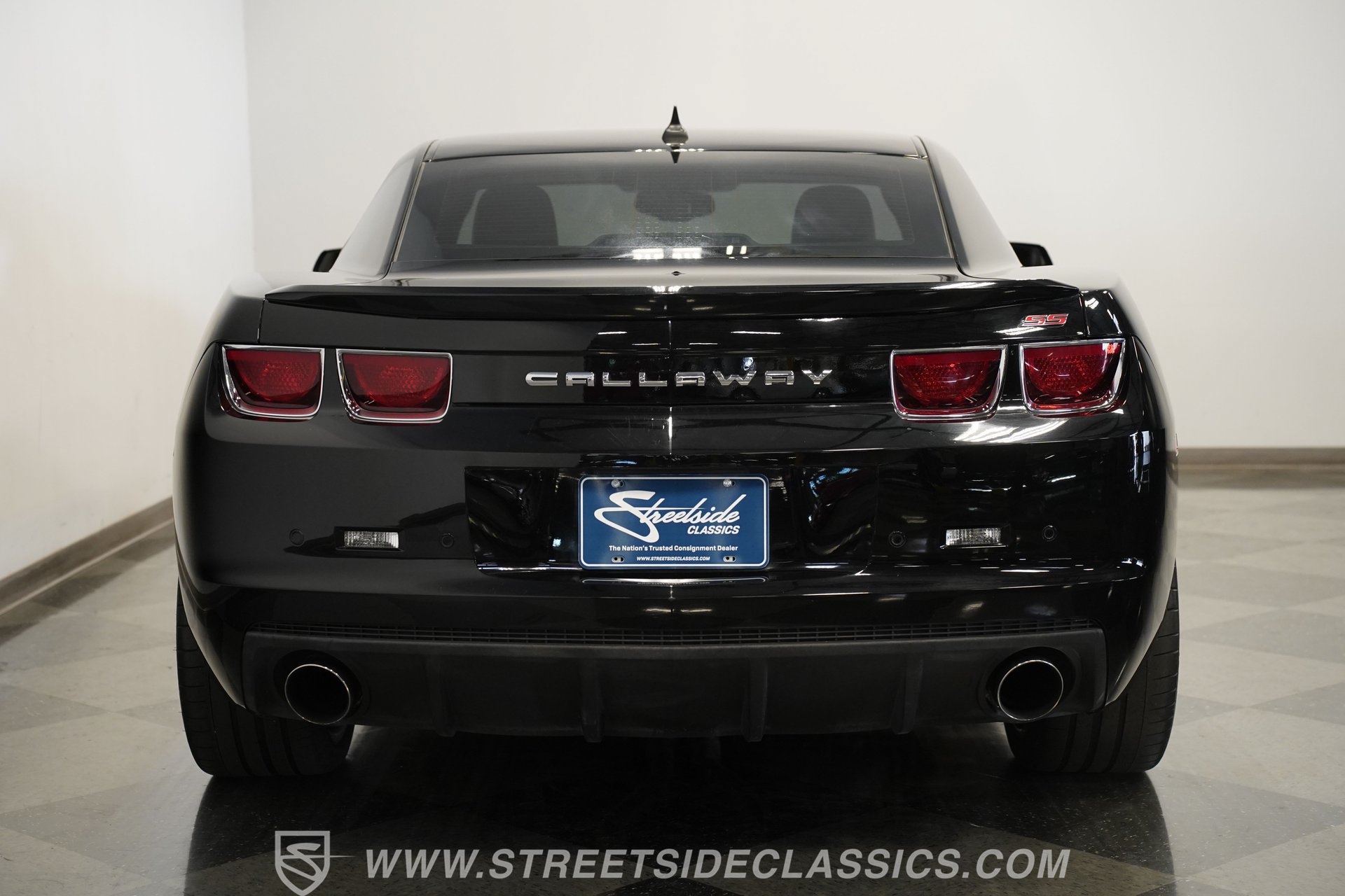Used 2011 Chevrolet Camaro SS w/ RS Package RWD image 10