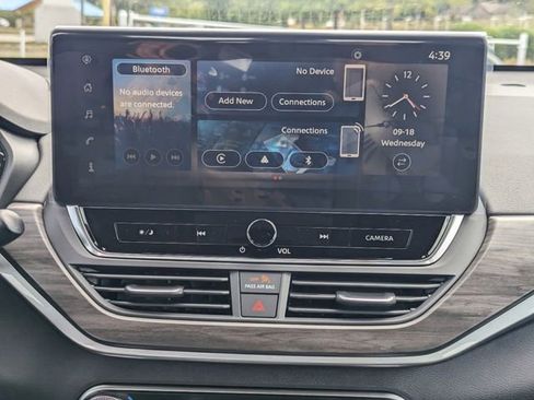 New 2025 Nissan Altima 2.5 SV w/ SV Special Edition Package image 17