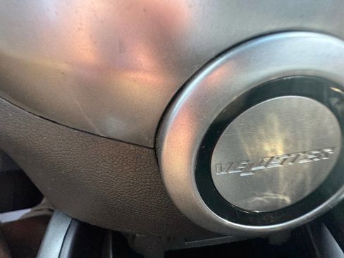 Used 2015 Hyundai Veloster image 11