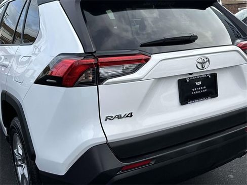 Used 2024 Toyota RAV4 XLE image 9