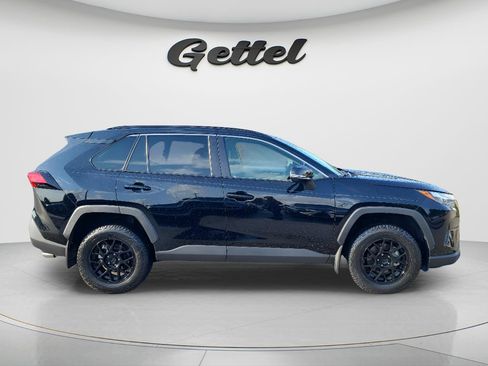 Certified 2025 Toyota RAV4 XLE FWD image 4