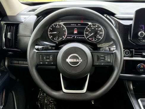 Used 2022 Nissan Pathfinder S AWD/4WD image 33