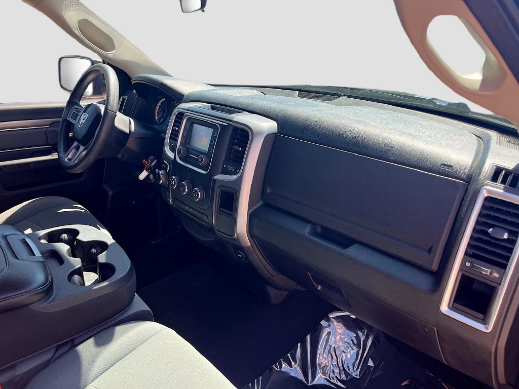 Used 2024 RAM 1500 Classic SLT AWD/4WD image 27