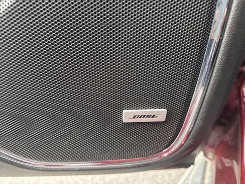 Used 2019 GMC Yukon SLE w/ SLE Value Package image 13