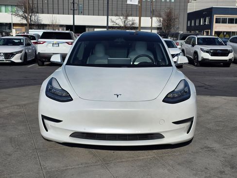 Used 2020 Tesla Model 3 Standard Range Plus image 10