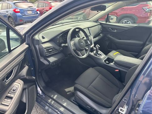 Used 2025 Subaru Legacy Premium AWD/4WD image 11