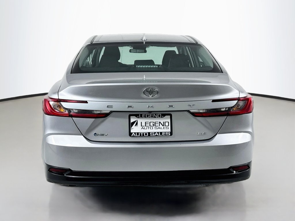 Used 2025 Toyota Camry LE FWD image 7